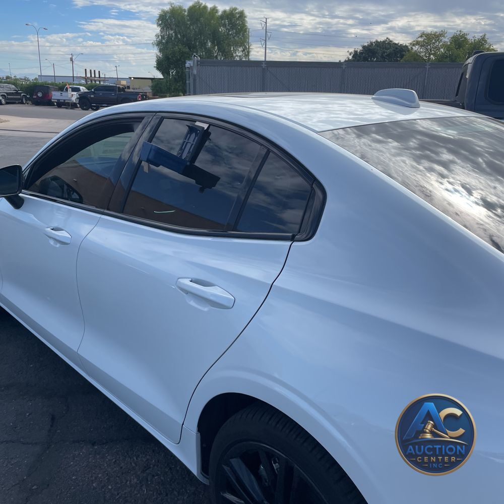 2024 Volvo S60 T8 - Ultimate PHEV