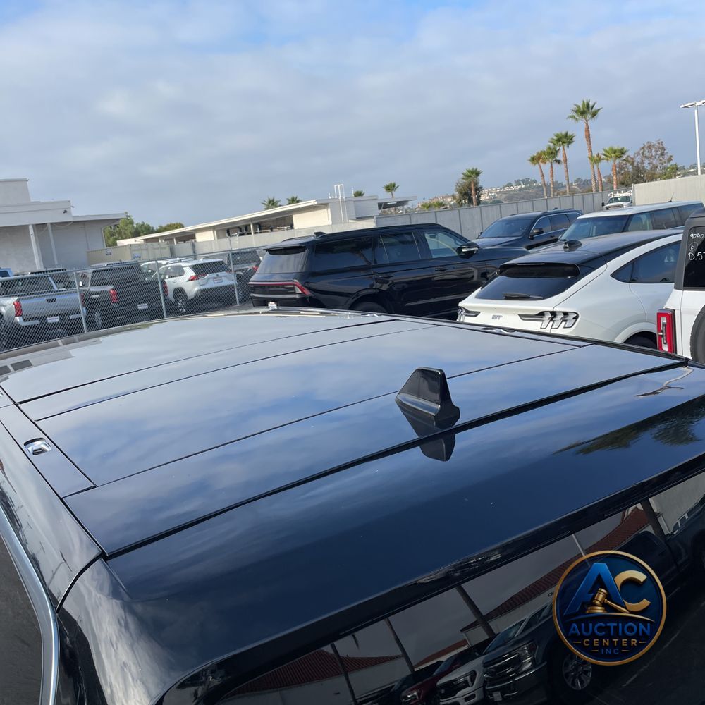 2023 Rivian R1S Adventure Quad-Motor