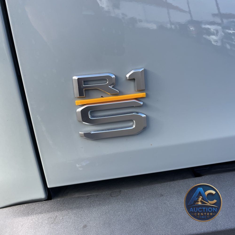 2023 Rivian R1S Adventure Quad-Motor