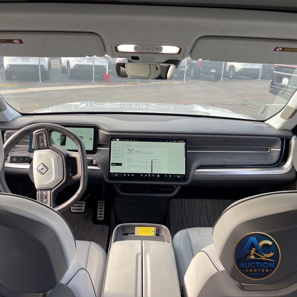2023 Rivian R1S Adventure Quad-Motor