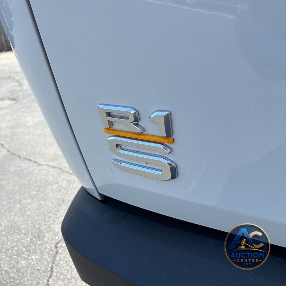 2023 Rivian R1S Adventure Quad-Motor