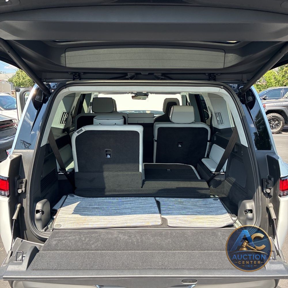 2023 Rivian R1S Adventure Quad-Motor
