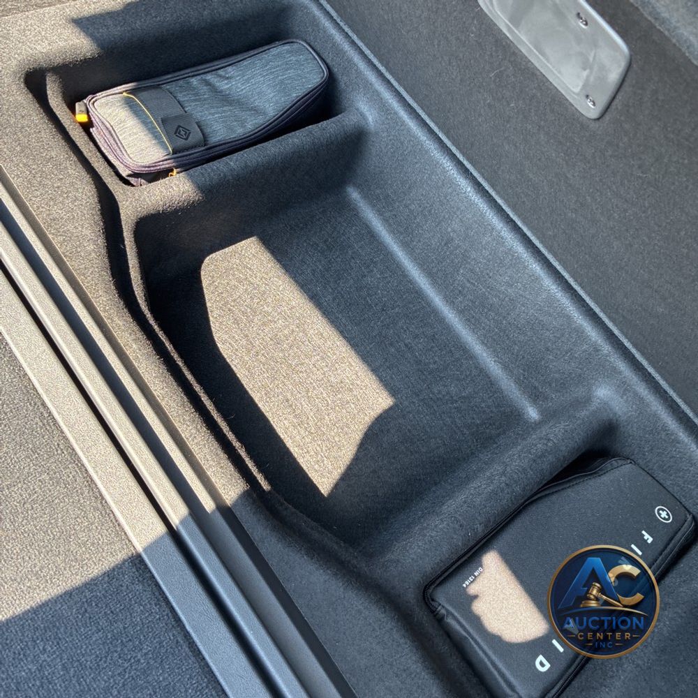 2023 Rivian R1S Adventure Quad-Motor