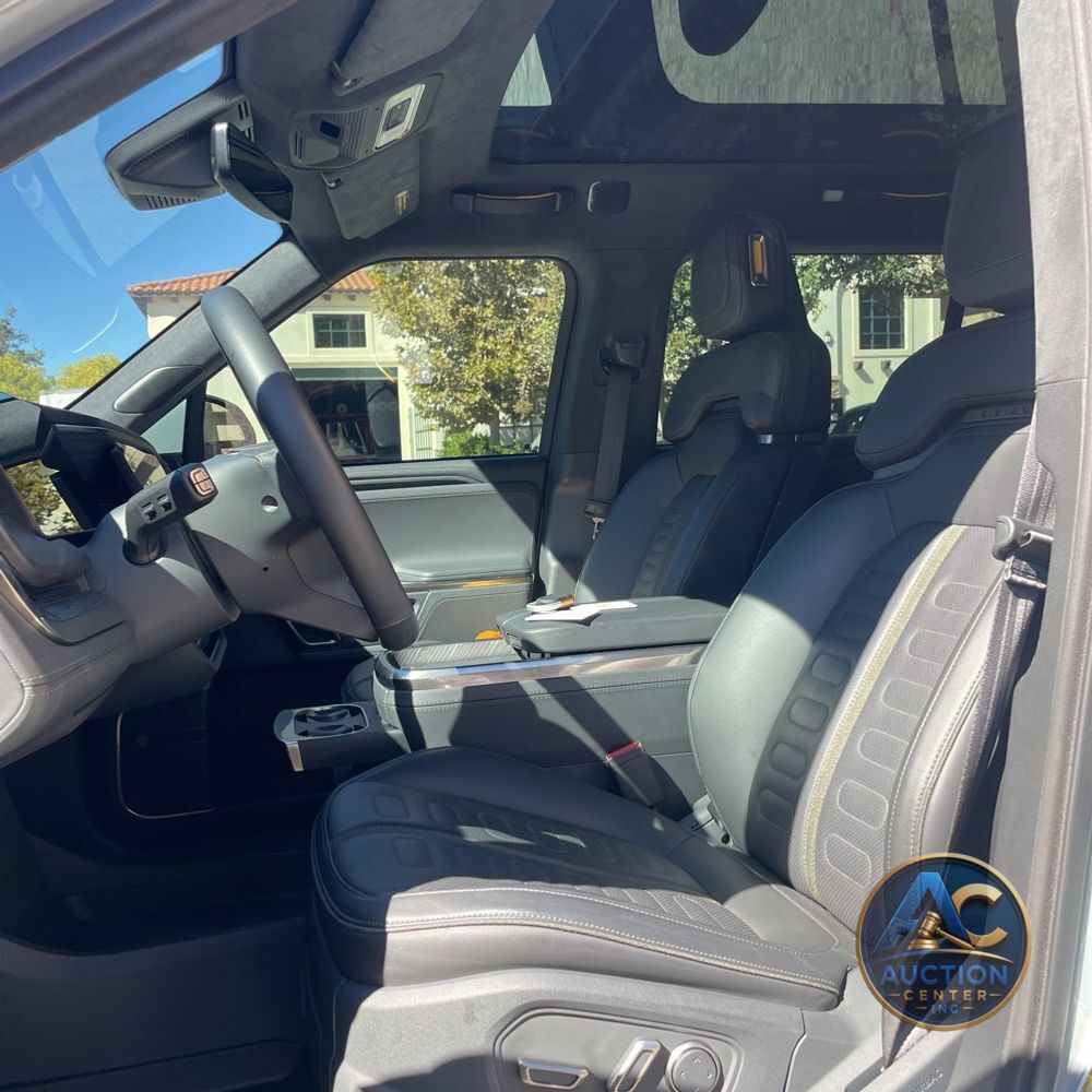 2023 Rivian R1S Adventure Quad-Motor