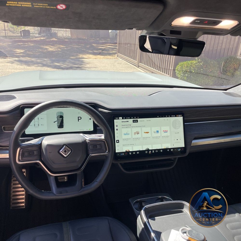 2023 Rivian R1S Adventure Quad-Motor