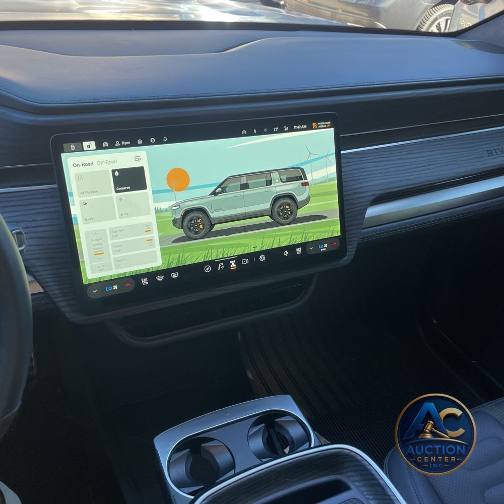 2023 Rivian R1S Adventure Quad-Motor