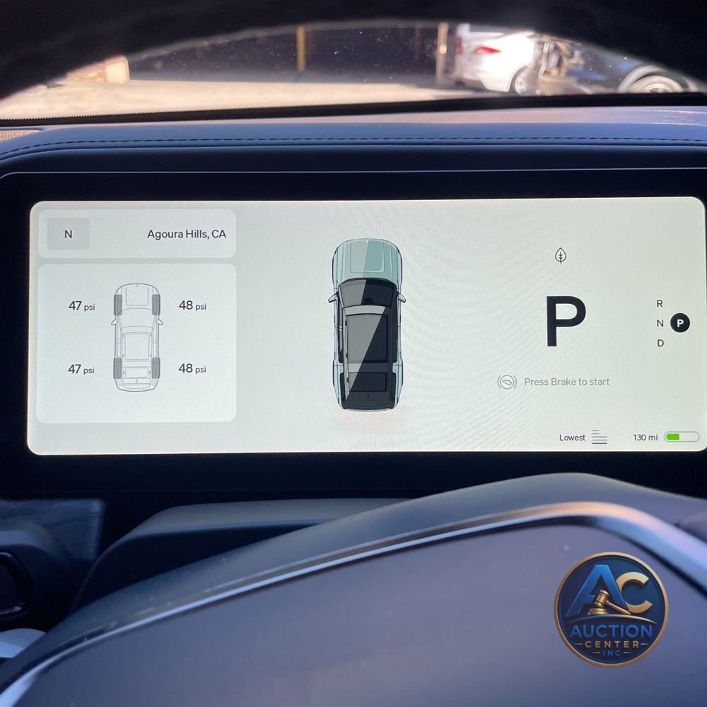 2023 Rivian R1S Adventure Quad-Motor