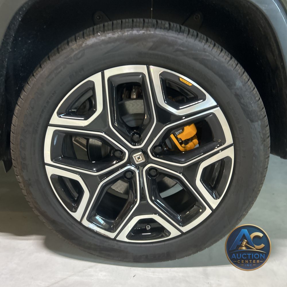 2022 Rivian R1S Launch Edition