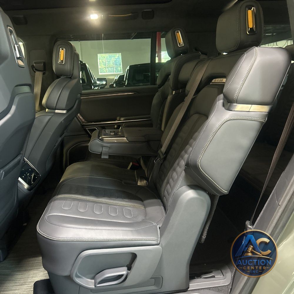 2022 Rivian R1S Launch Edition