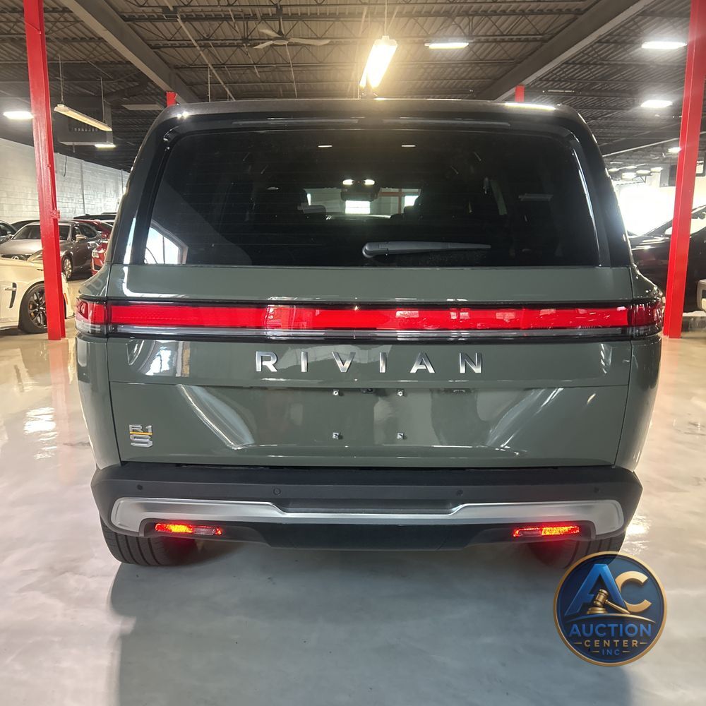 2022 Rivian R1S Launch Edition