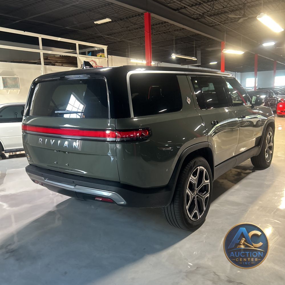 2022 Rivian R1S Launch Edition