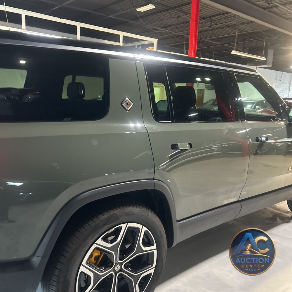 2022 Rivian R1S Launch Edition