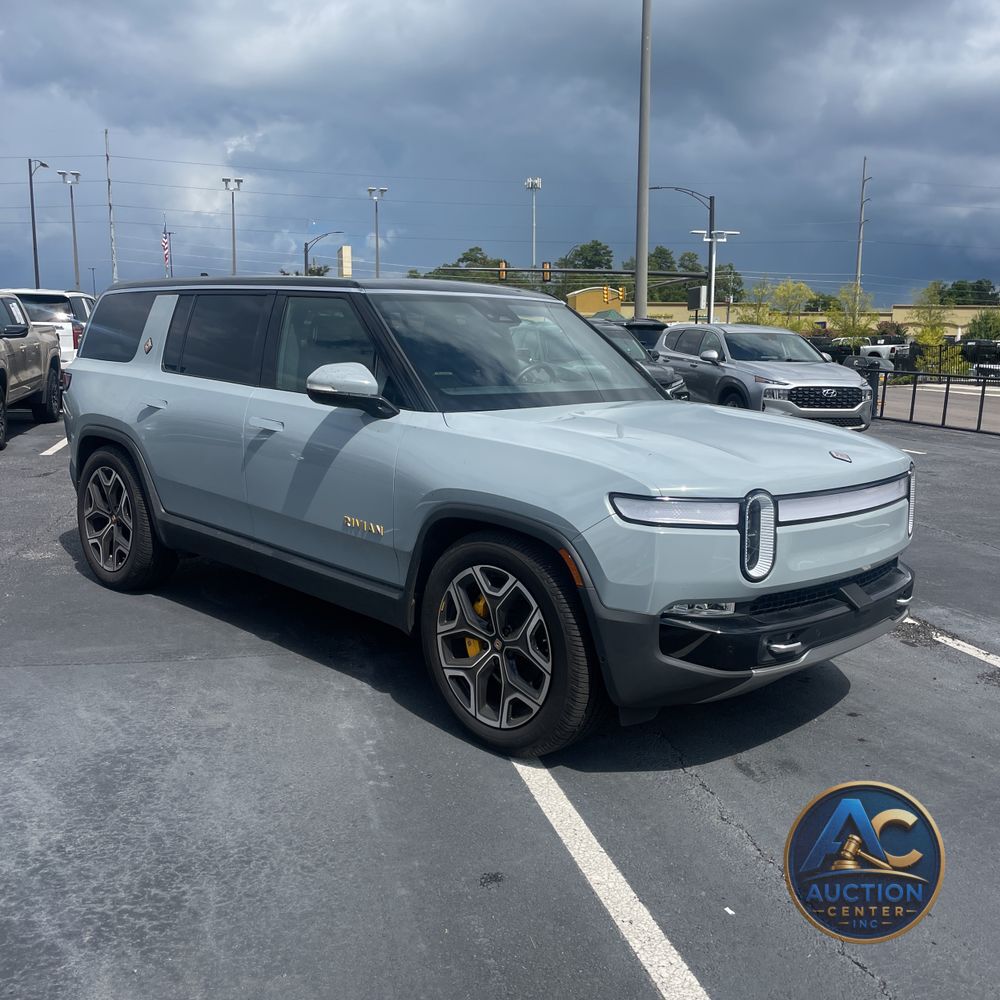2023 Rivian R1S Launch Ed Quad-Motor