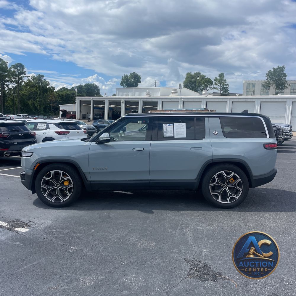 2023 Rivian R1S Launch Ed Quad-Motor