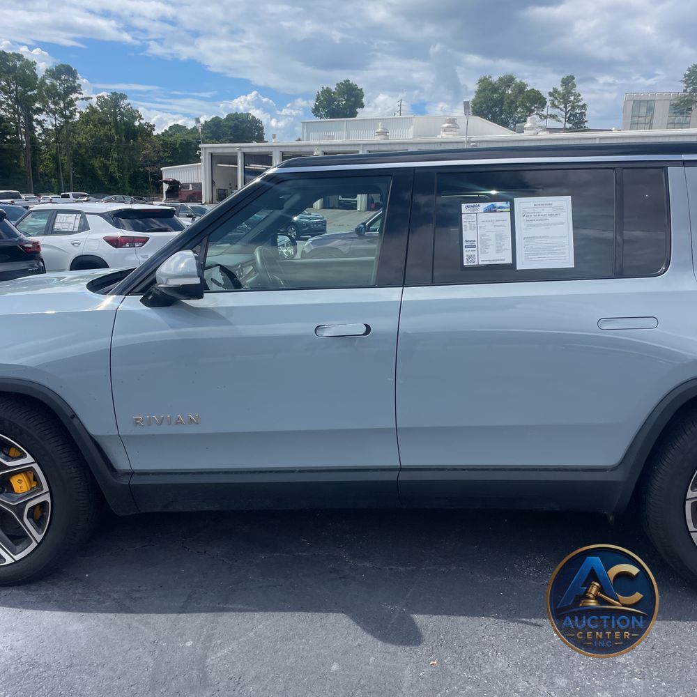 2023 Rivian R1S Launch Ed Quad-Motor