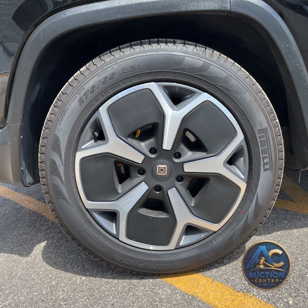 2022 Rivian R1S Launch Edition