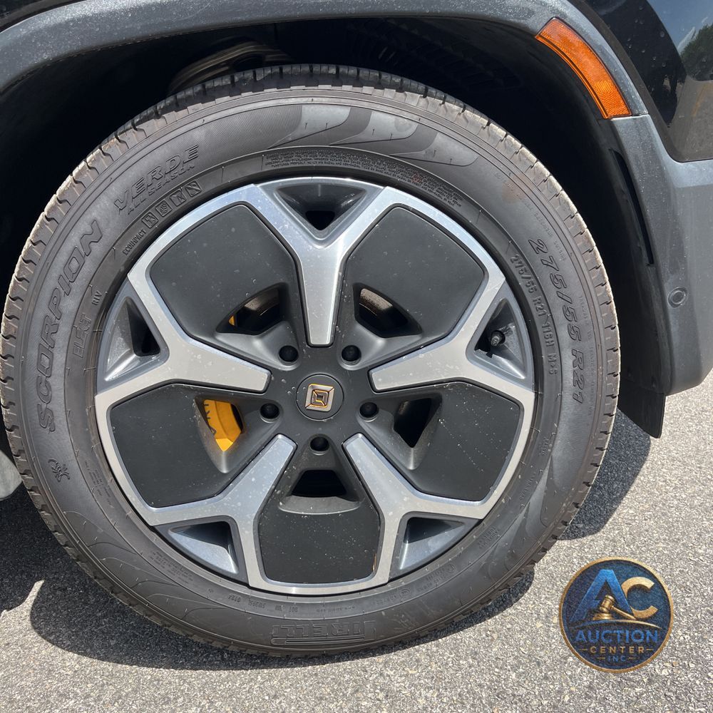 2022 Rivian R1S Launch Edition