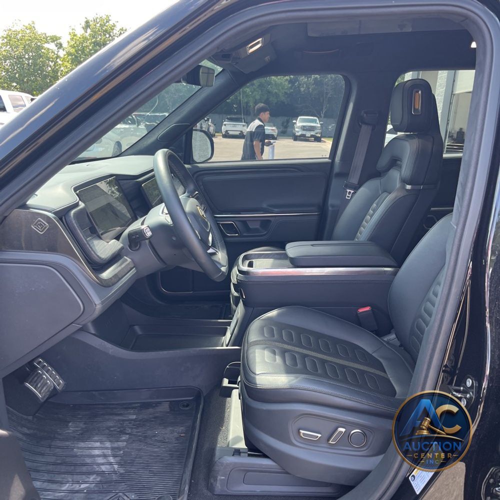 2022 Rivian R1S Launch Edition