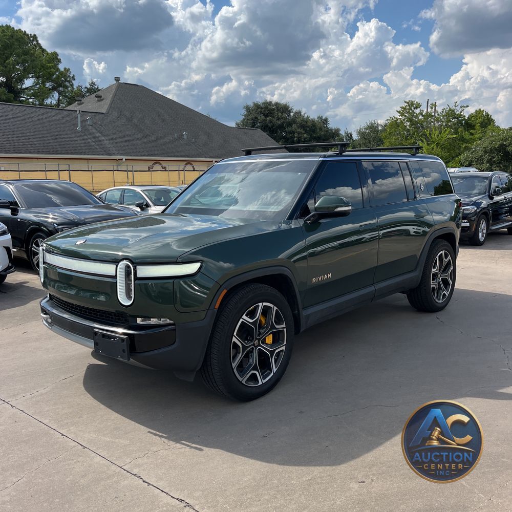2022 Rivian R1S Launch Edition