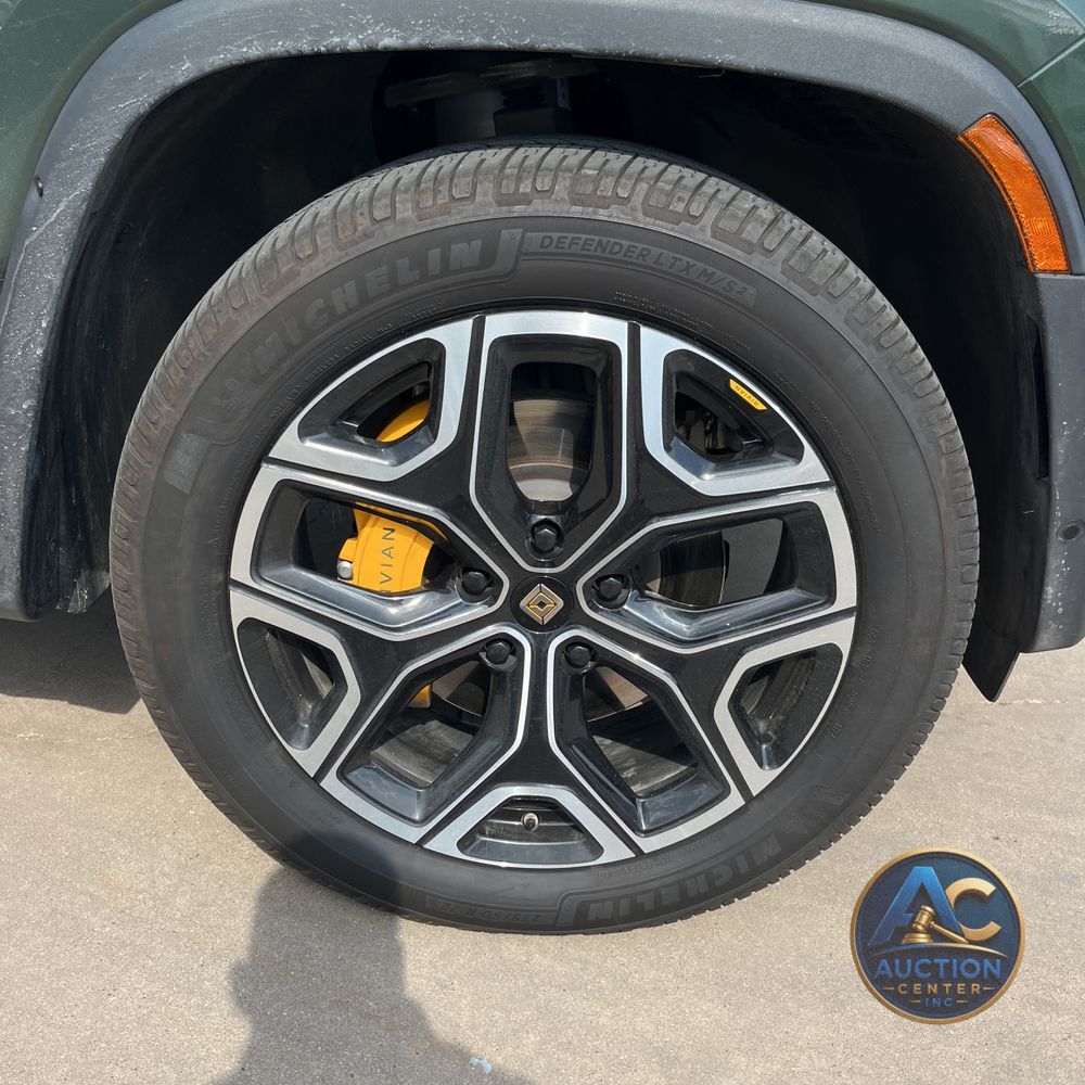 2022 Rivian R1S Launch Edition
