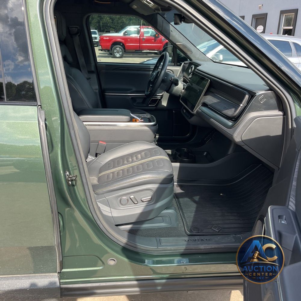2022 Rivian R1S Launch Edition