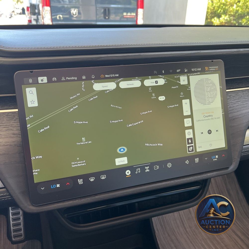 2024 Rivian R1S Adventure Dual-Motor