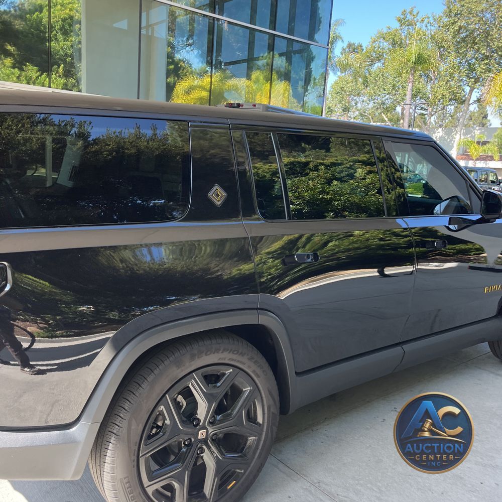 2024 Rivian R1S Adventure Dual-Motor