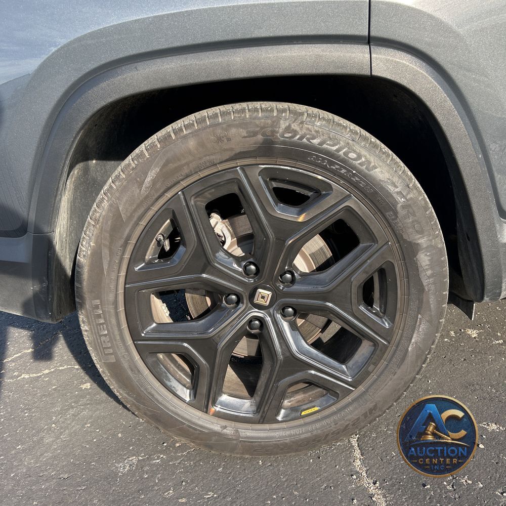 2024 Rivian R1S Adventure Dual-Motor