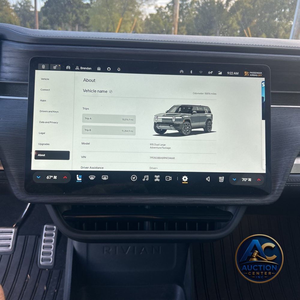 2024 Rivian R1S Adventure Dual-Motor