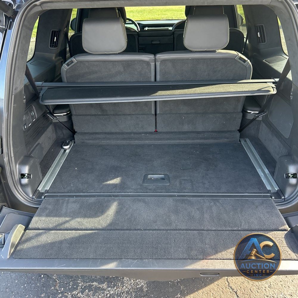 2024 Rivian R1S Adventure Dual-Motor