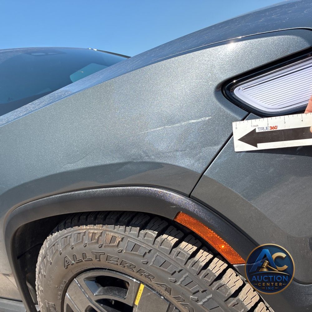 2025 Rivian R1S Adventure Dual-Motor