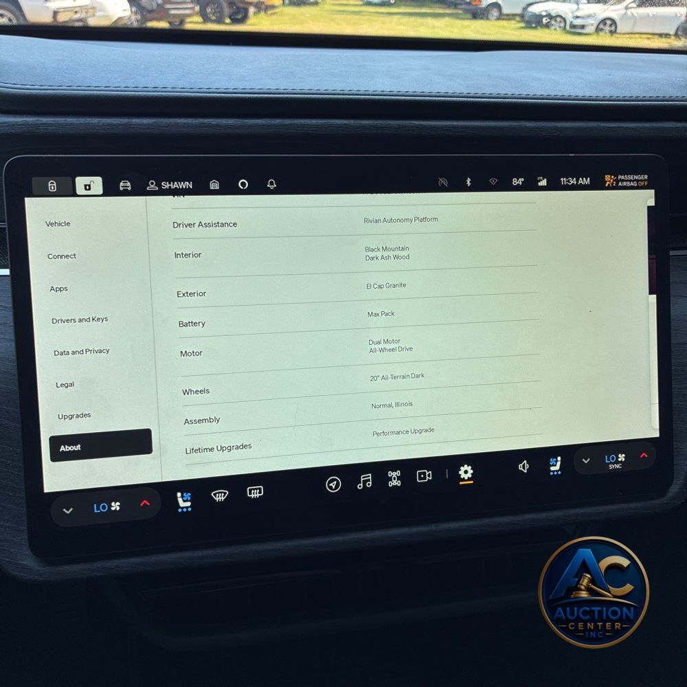 2025 Rivian R1S Adventure Dual-Motor