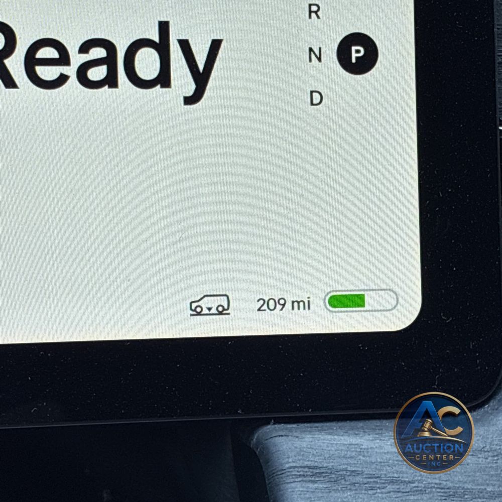 2025 Rivian R1S Adventure Dual-Motor