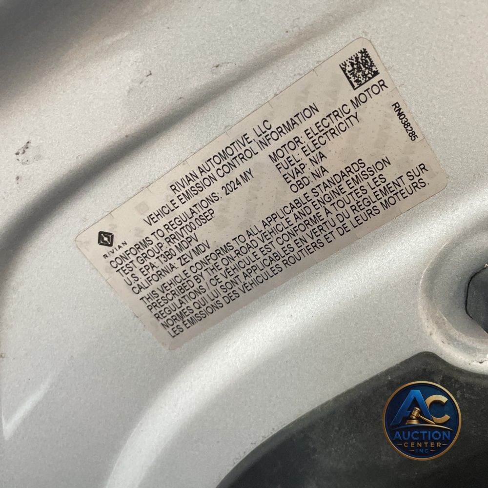 2024 Rivian R1S Adventure Dual-Motor