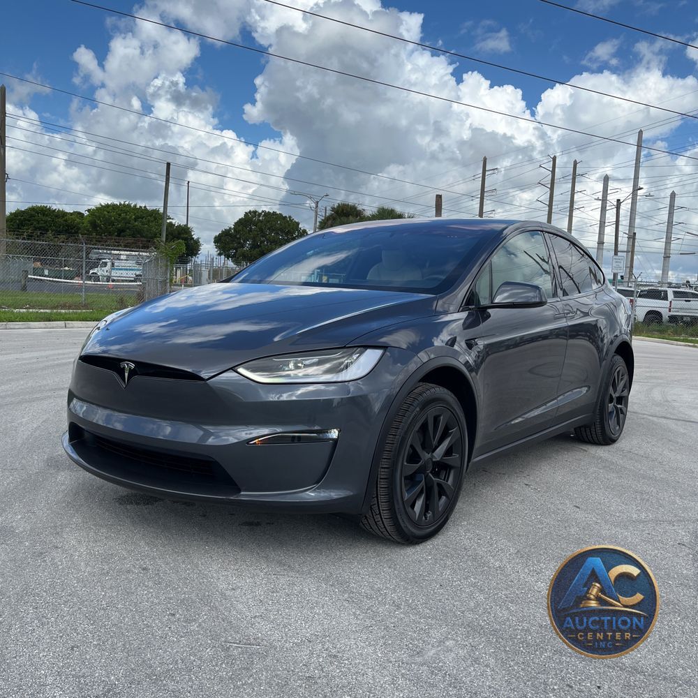 2023 Tesla Model X Long Range