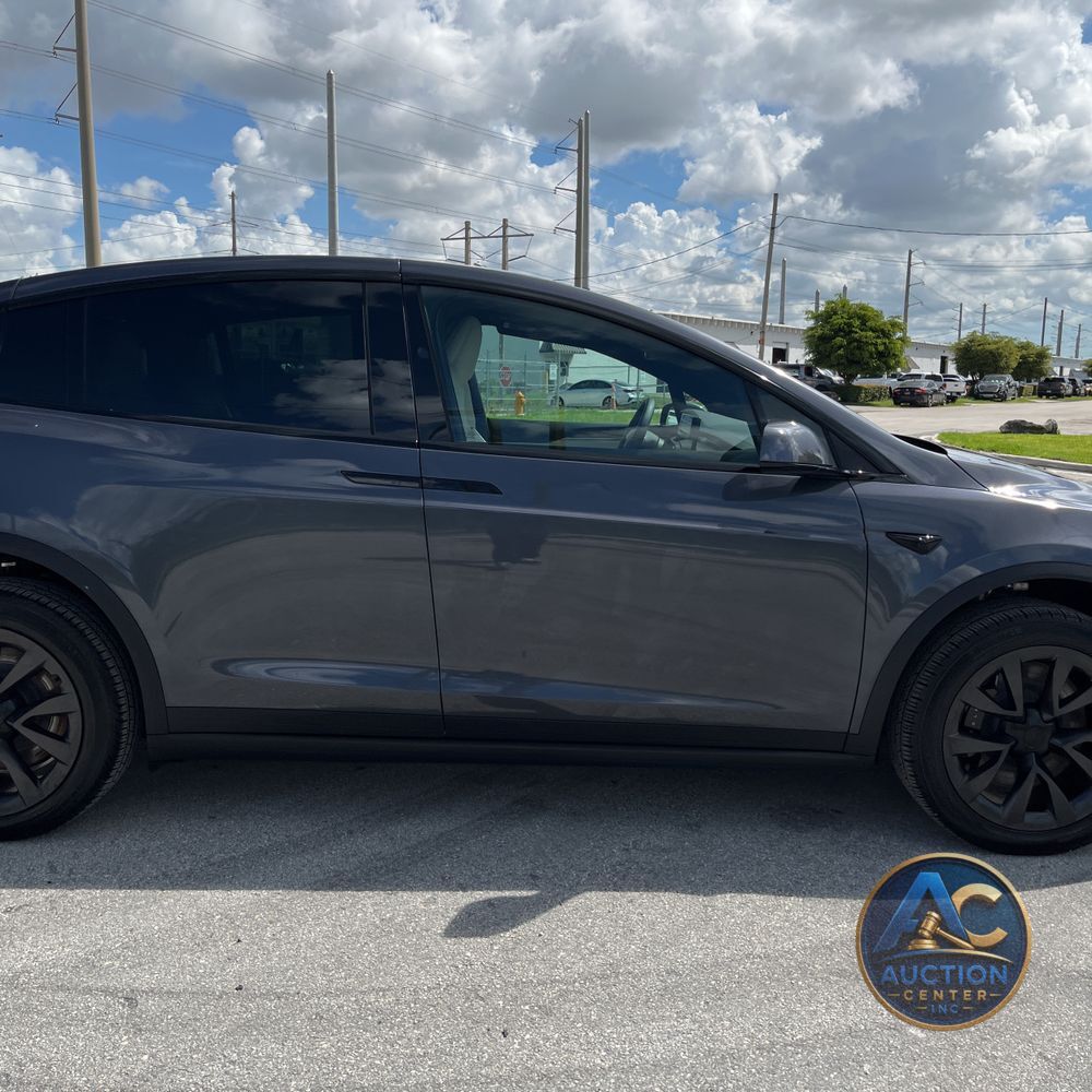 2023 Tesla Model X Long Range