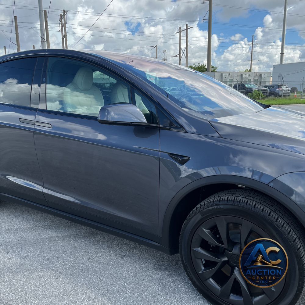 2023 Tesla Model X Long Range
