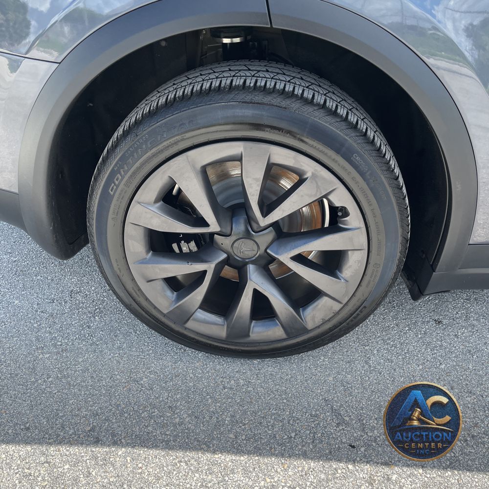 2023 Tesla Model X Long Range