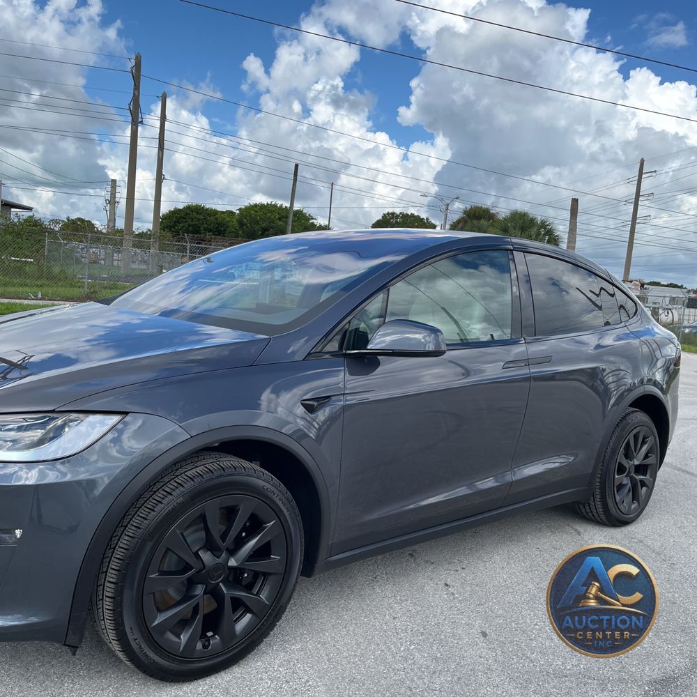 2023 Tesla Model X Long Range
