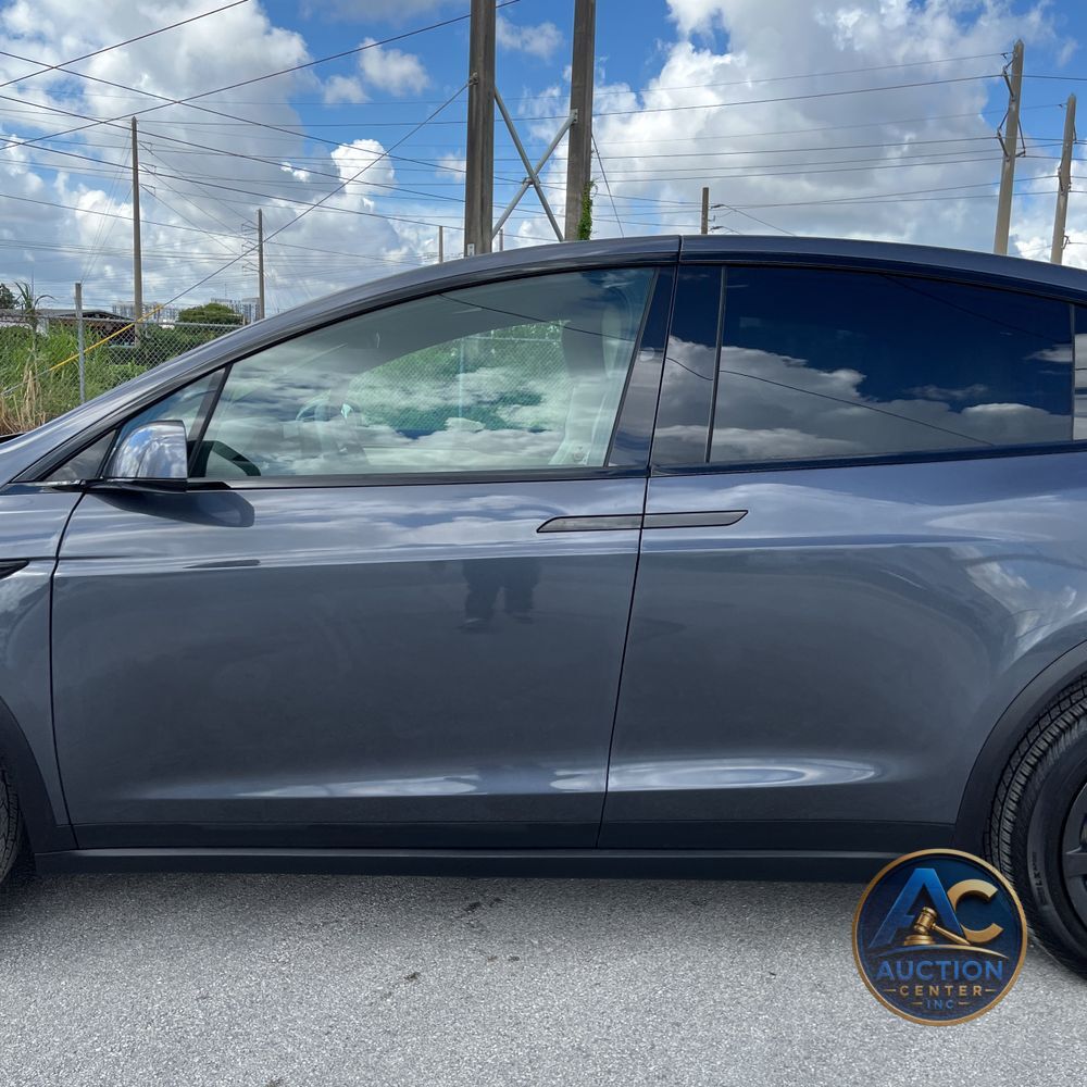 2023 Tesla Model X Long Range