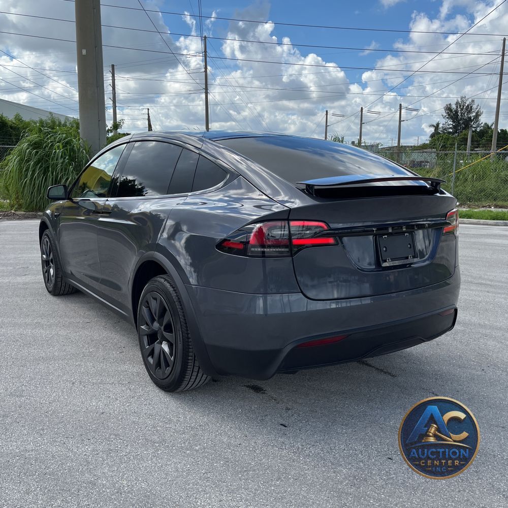 2023 Tesla Model X Long Range