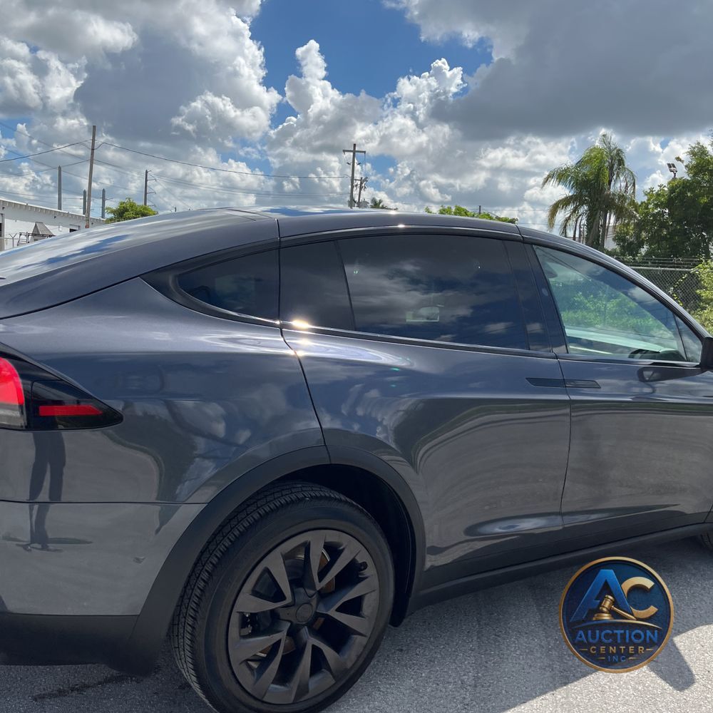 2023 Tesla Model X Long Range