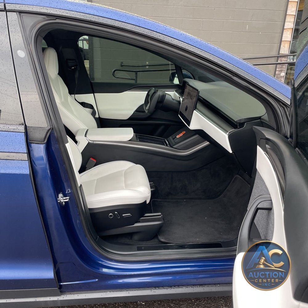 2022 Tesla Model X Plaid