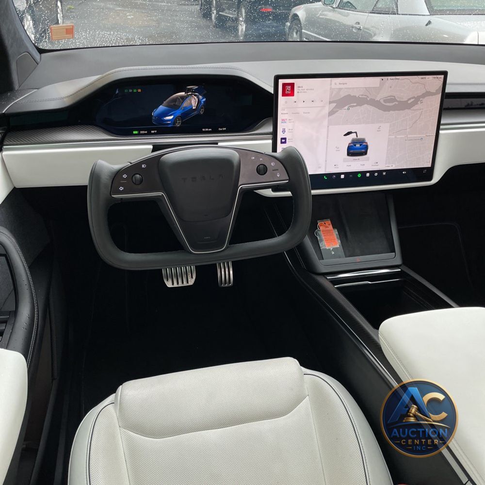 2022 Tesla Model X Plaid