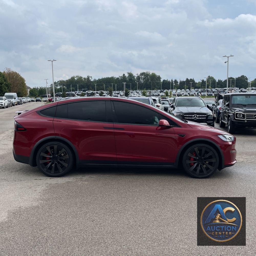 2023 Tesla Model X Plaid