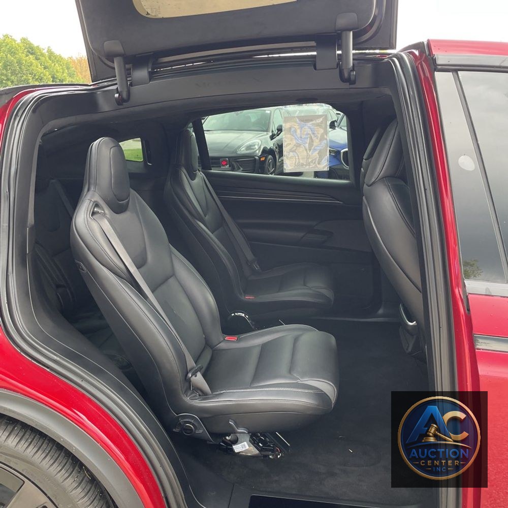 2023 Tesla Model X Plaid