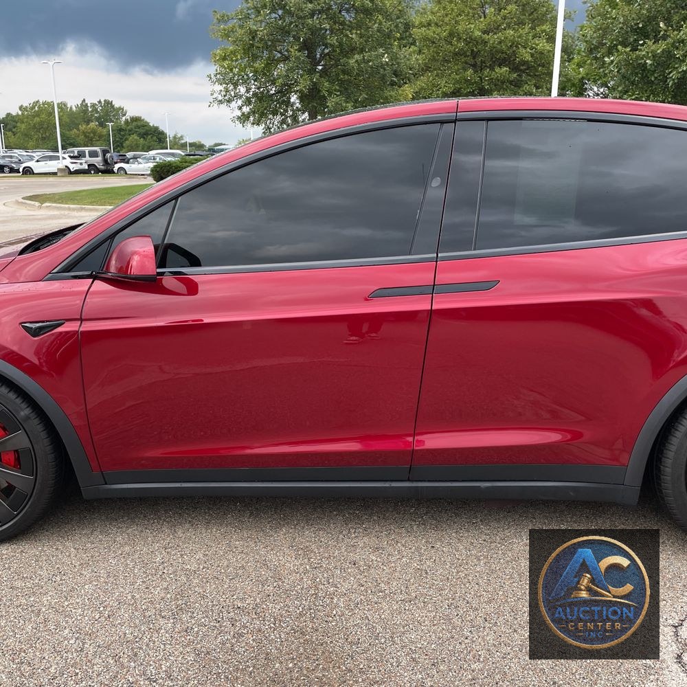 2023 Tesla Model X Plaid