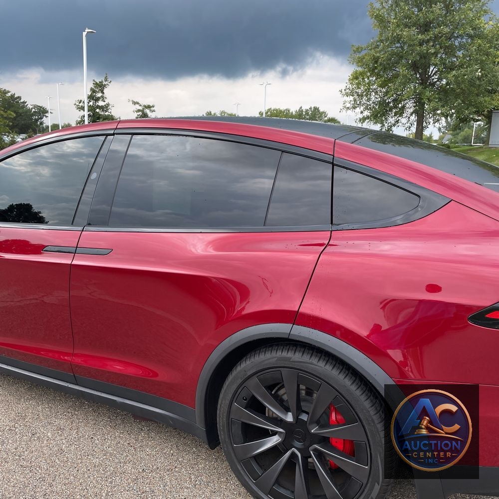 2023 Tesla Model X Plaid