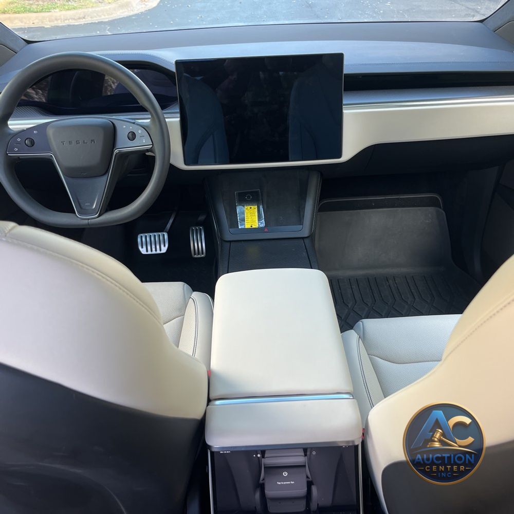 2024 Tesla Model X Plaid
