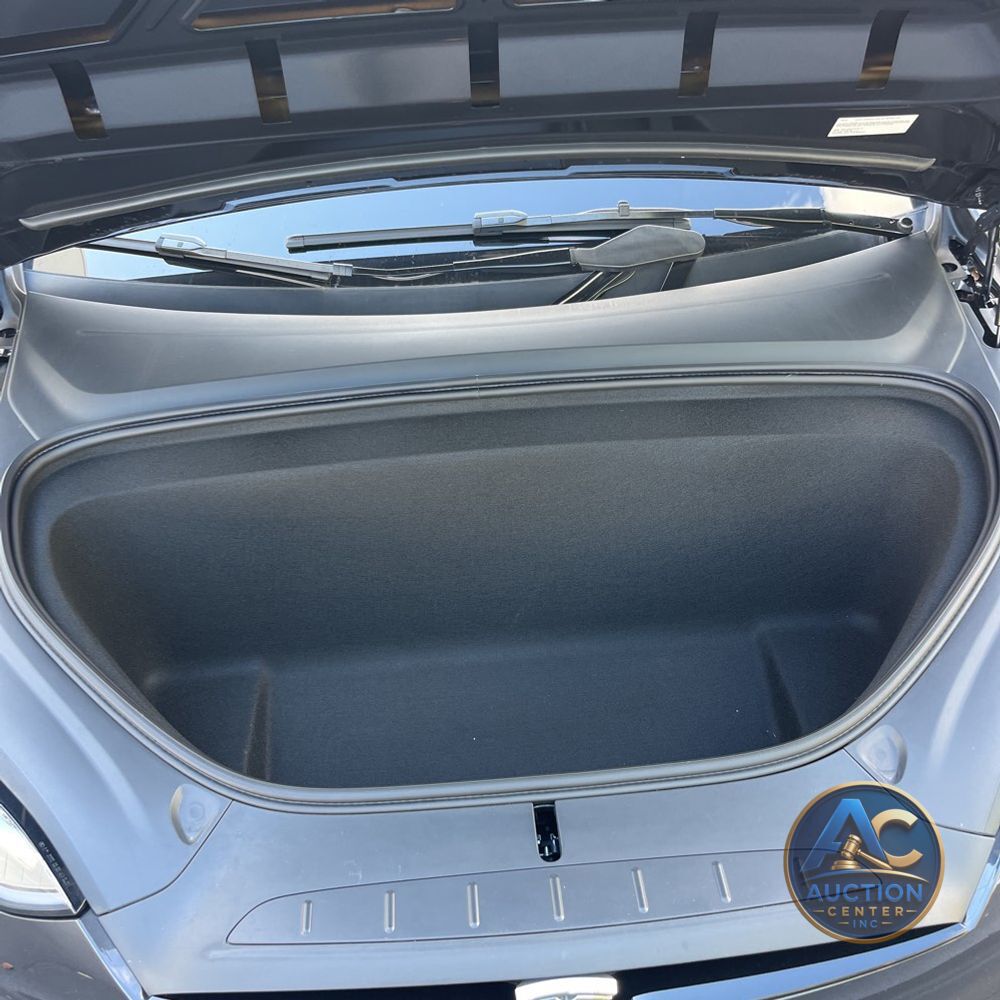 2024 Tesla Model X Plaid